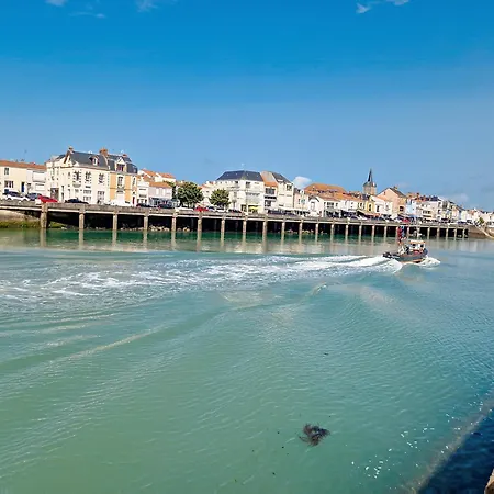 Confortable Face A La Plage, Sables-d'olonne - Fr-1-331-196 * Les Sables-dʼOlonne